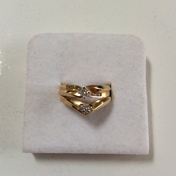 NWT STUNNING 14k GOLD & DIAMOND RING MSRP $400 - Picture 5 of 6